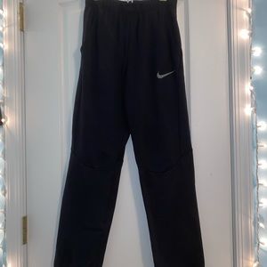 boys nike black sweatpants XL